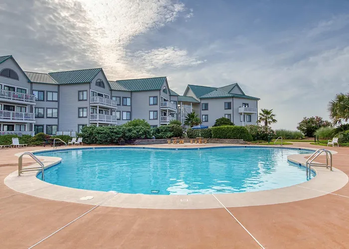 Pool View With Onsite Sauna Access And Pickleball Courts * Gulf Shores